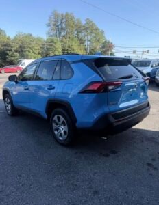 RAV4 · LE Sport Utility 4D