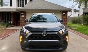 RAV4 · LE Sport Utility 4D