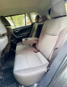 RAV4 · LE Sport Utility 4D