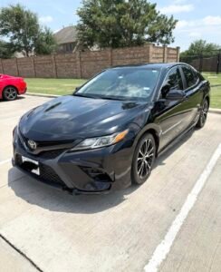 Camry · SE Sedan 4D