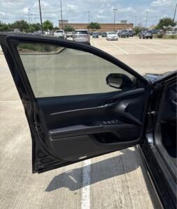 Camry · SE Sedan 4D