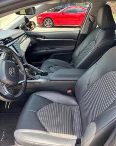 Camry · SE Sedan 4D