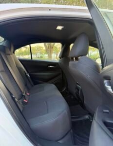 Corolla · SE Sedan 4D