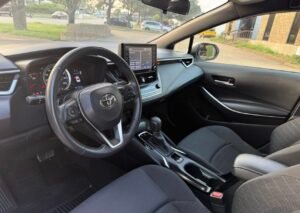 Corolla · SE Sedan 4D