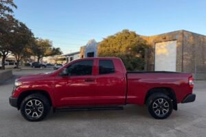 Tundra Double Cab · SR5 Pickup 4D 6 1/2 ft