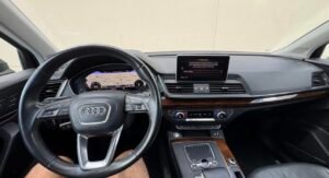 Q5 · Quattro Premium Plus