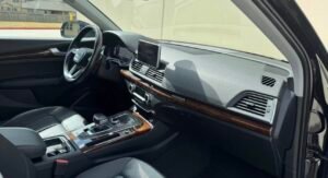 Q5 · Quattro Premium Plus