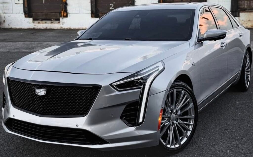 · 3.6 Premium Luxury Sedan 4D