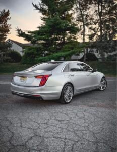 · 3.6 Premium Luxury Sedan 4D