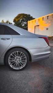 · 3.6 Premium Luxury Sedan 4D