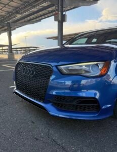 · Premium Plus Sedan 4D