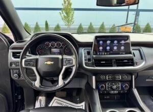 · LT Sport Utility 4D