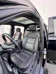 · LT Sport Utility 4D