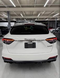 · Modena Sport Utility 4D